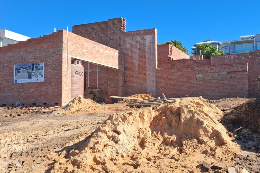 4 Bedroom Property for Sale in Whale Rock Western Cape